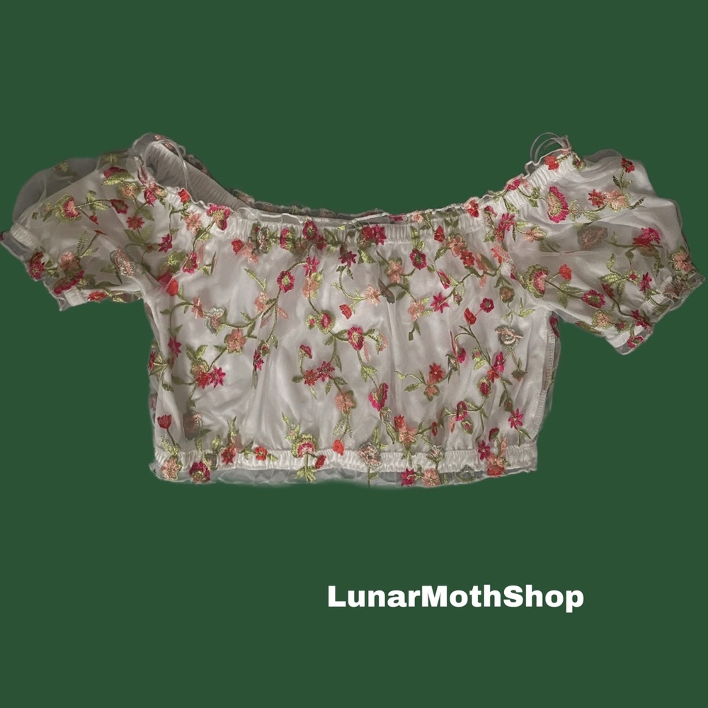 Women’s XL cropped top
